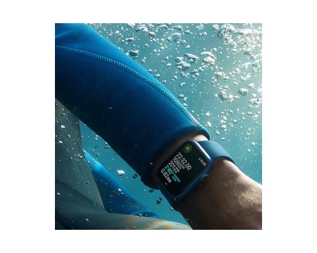 Apple Watch 7 under vatten