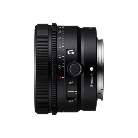 Sony FE 40mm side