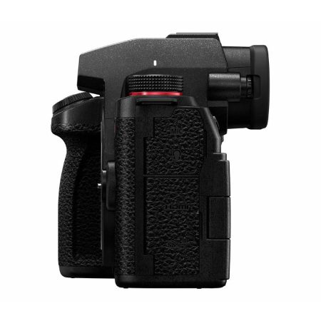 Lumix DC-G9II left